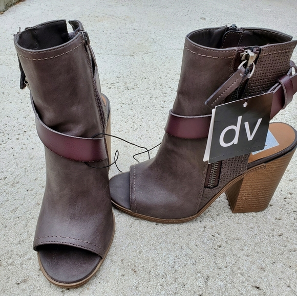 dolce vita ankle shoes